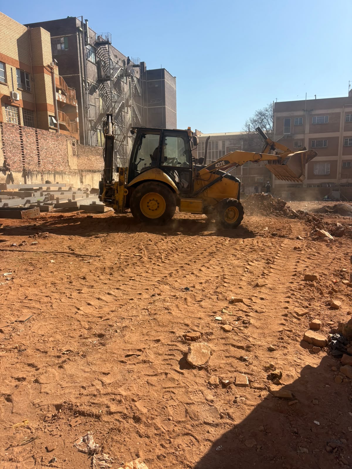 Mphele bulldozer clearing site in Gauteng